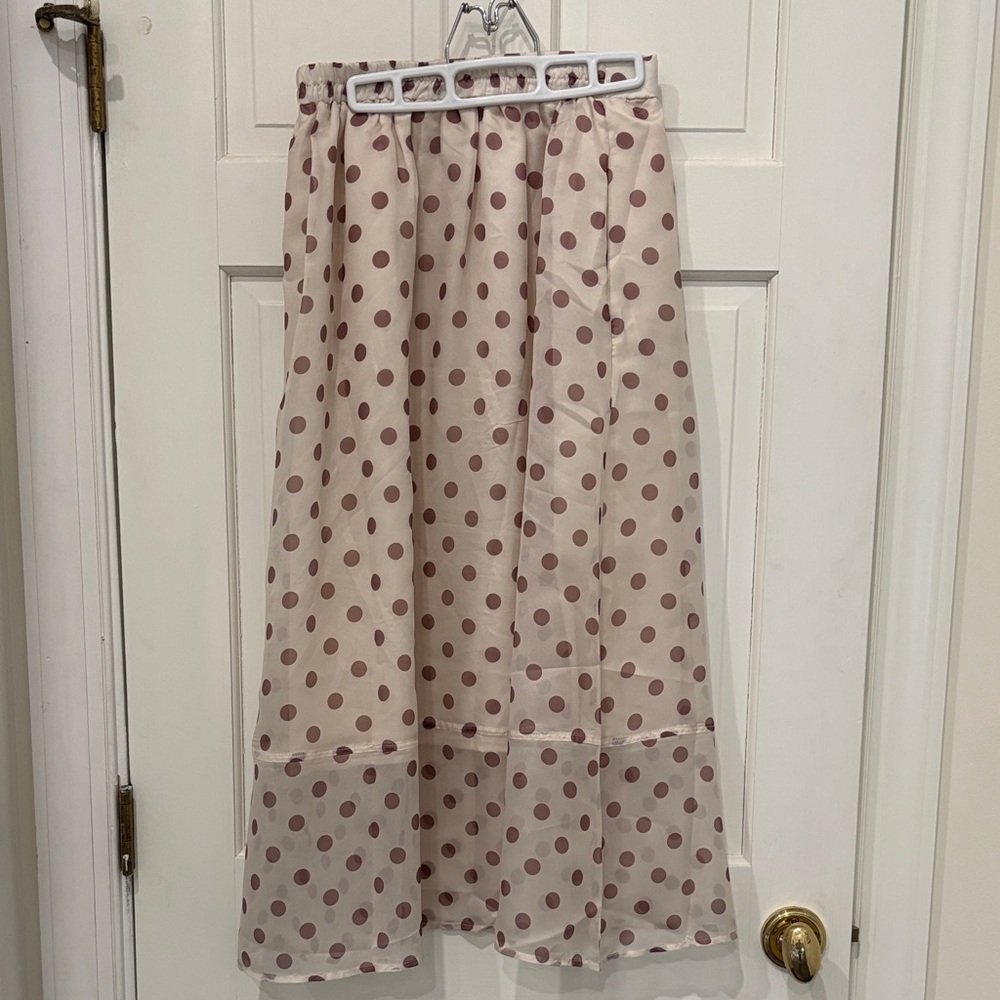 MELLODAY Cream and Pink Polka Dot Midi Skirt